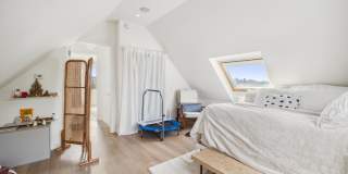 OPEN HOUSE: Thursday (7/2) 4:00pm-4:30pm. Stunning 3-Level Single Family Home with Modern Touches and Stunning Views in Bernal Heights (28 Montcalm Street) Gallery 39