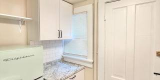Charming 1 Bedroom Near Downtown & Colorado College Gallery 17