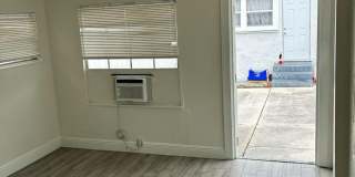 912 8th Street Gallery 3