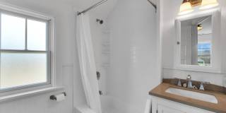 64 David Whites Lane Gallery 12