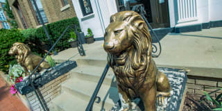 Connecticut Avenue Apartments Gallery 11