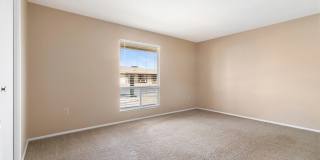 10301 W Charter Oak Drive Gallery 25