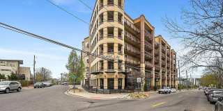 2-Bedroom, 2 Bath Unit for Rent in Denver, CO | Fitness center & Modern Kitchen Gallery 3