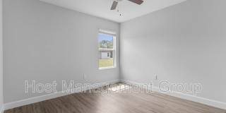 2226 Hilton St. Gallery 12