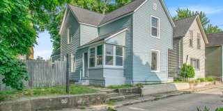 Spacious 4 Bedroom / 2 Bath Single-Family Home – Prime Location Near Downtown GR Gallery 19