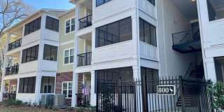 Available May 11th. GROUND FLOOR 3BR/2 BA Condo in Riverland Woods! Gallery 1