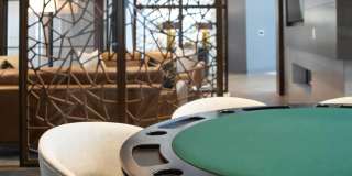 The Elden Galleria Gallery 21