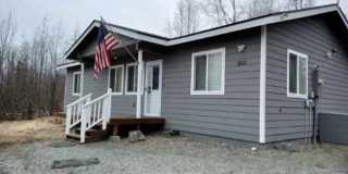 Three bedroom two bath home Gallery 1