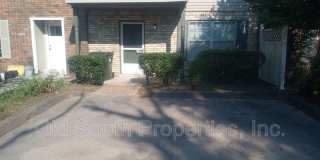 728 N. Fairfield Dr Gallery 1