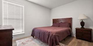 2505 Kenwood Avenue Gallery 9