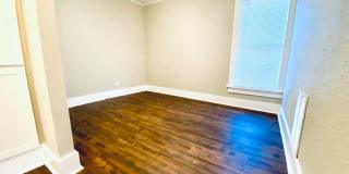 3 bedroom, 2 bathroom recently updated in Cooper Young Gallery 12