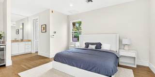 1128 Crystal Drive Gallery 38