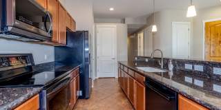 3 Bedroom, 2 Bath  CORNER LOT! ELECTRIC VEHICLE CHARGING STATION! Gallery 16