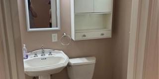 5661B WOODLAWN Place Gallery 4