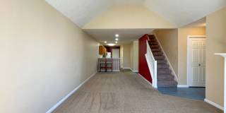 Near Local Shops and Restaurants Gallery 6