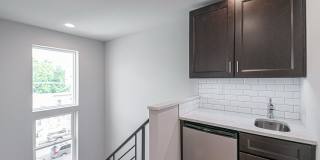 2535 ANNIN Street Gallery 21