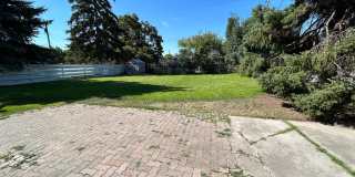 3 Bed, 1.5 Bath with Spacious Backyard! Gallery 20