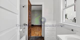 REMODELED 2 BEDROOM!! Move in Ready- Close to Cherry Hill Gallery 33