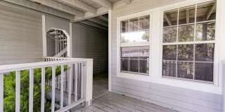 Students Welcome! Move In Special-$200 Off 1st Months Rent! Fantastic & Classy 2-Bed 2-Bath Ranch-Style 2nd Floor Condo Gallery 7