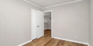 Welcome to your charming new home in the heart of Charlotte! Gallery 20