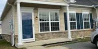 251 Huntington Lane Gallery 1