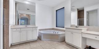 3950 W Hibiscus St Gallery 26