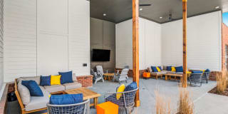 The Everly Gallery 15