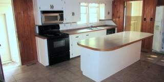 67 N Broadview Gallery 4