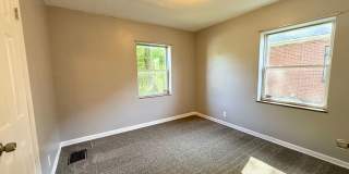 Cozy & Spacious 4-Bedroom Home in Cincinnati Cozy & Spacious 4-Bedroom Home in Cincinnati Gallery 9