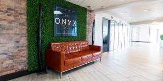 Onyx at 695 Gallery 8