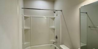 3BR/2.5BA End Unit Townhome Gallery 15