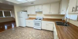 539 N Alameda Ave Gallery 6