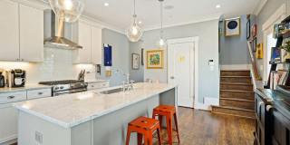 509 FRANKLIN Street NE Gallery 10