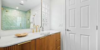 232 Cove Place Gallery 42