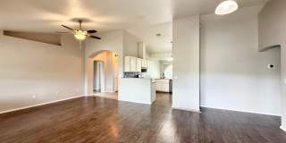 Charming 3 Bedroom Home with Fruit Trees and Outdoor Oasis Gallery 10