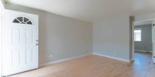 1415-1425 Kingston Street Gallery 21