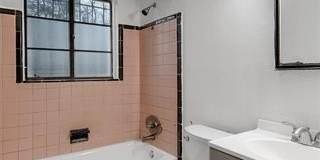 20254 Mackay Street Gallery 14