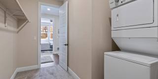 Johnstown Plaza Apartments Gallery 30