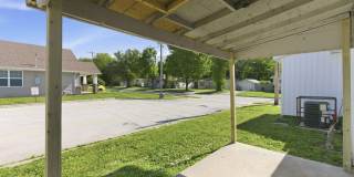 1339 E Division Street Gallery 21