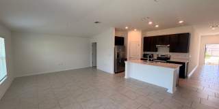 Single Family House Minutes to Davenport Posner Park Shopping Mall Gallery 22