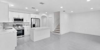 2802 SW 128th Way 2802 SW 128th Way Gallery 1