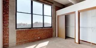 Skinner Macaroni Lofts Gallery 44