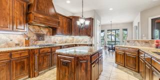 615 SENTRY HL Gallery 10