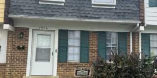 1906 Cosby Street Gallery 1