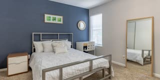 Greenhouse Gallery 14