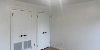 19-23 E Main Street B Gallery 7