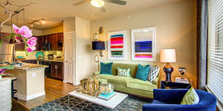 Keller Springs Crossing Apartments Gallery 9