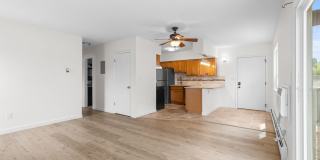 1st month free! Renovated 2B/2B Corner Apartment with Flatiron Views - Available NOW! Gallery 4