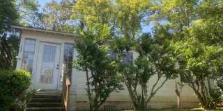 1607 Jackson Bluff Road Gallery 1