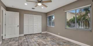 1402 Cormorant Road Gallery 23